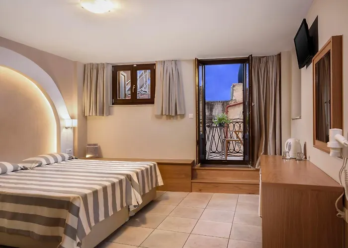 Morfeas Hotell Chania (Crete)