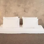 Morfeas Hotel
