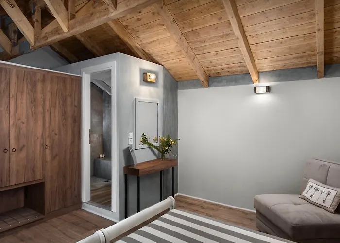 Morfeas Chania (Crete)